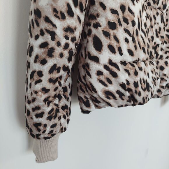 GB Puffer Jacket Size Small Animal Print Leopard Pockets Zip - Picture 9 of 9